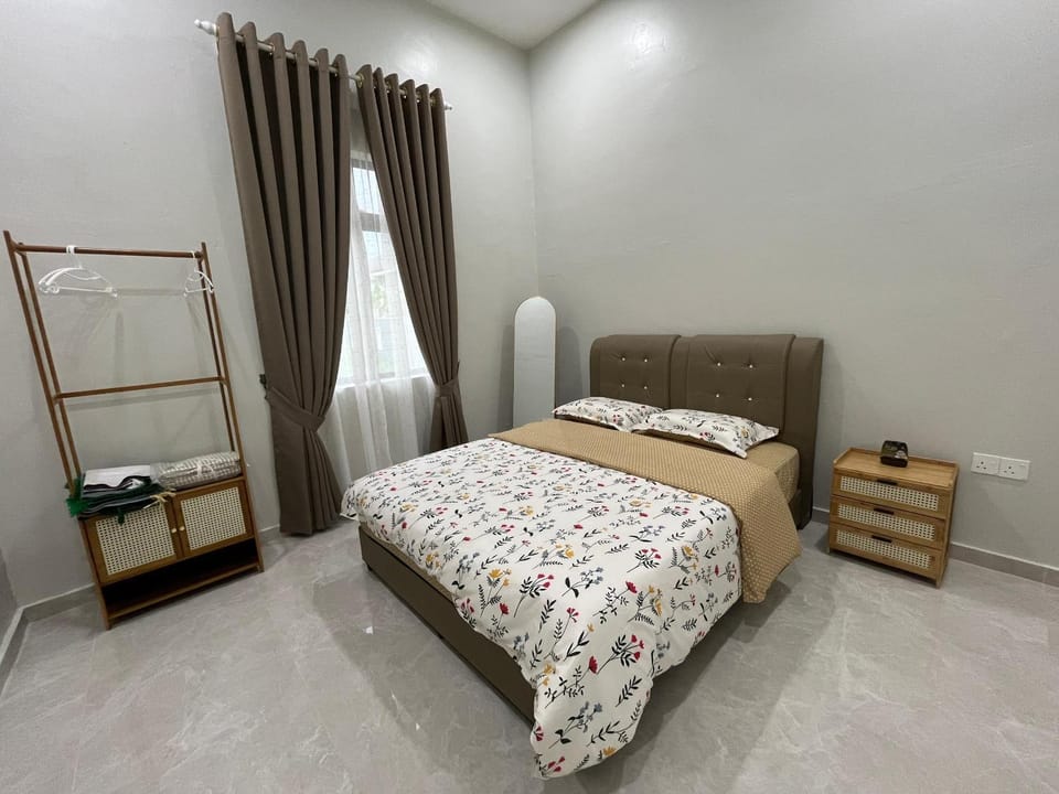 Homestay Tokmi Besut House in Besut