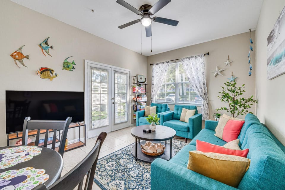 Sunshine Retreat Minutes From Disney Magic House in Kissimmee