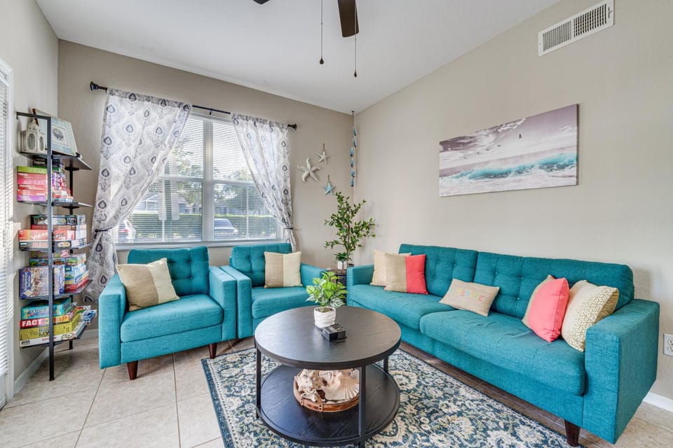 Sunshine Retreat Minutes From Disney Magic House in Kissimmee