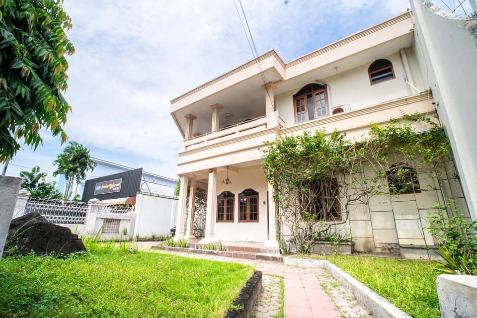Property building, Garden view