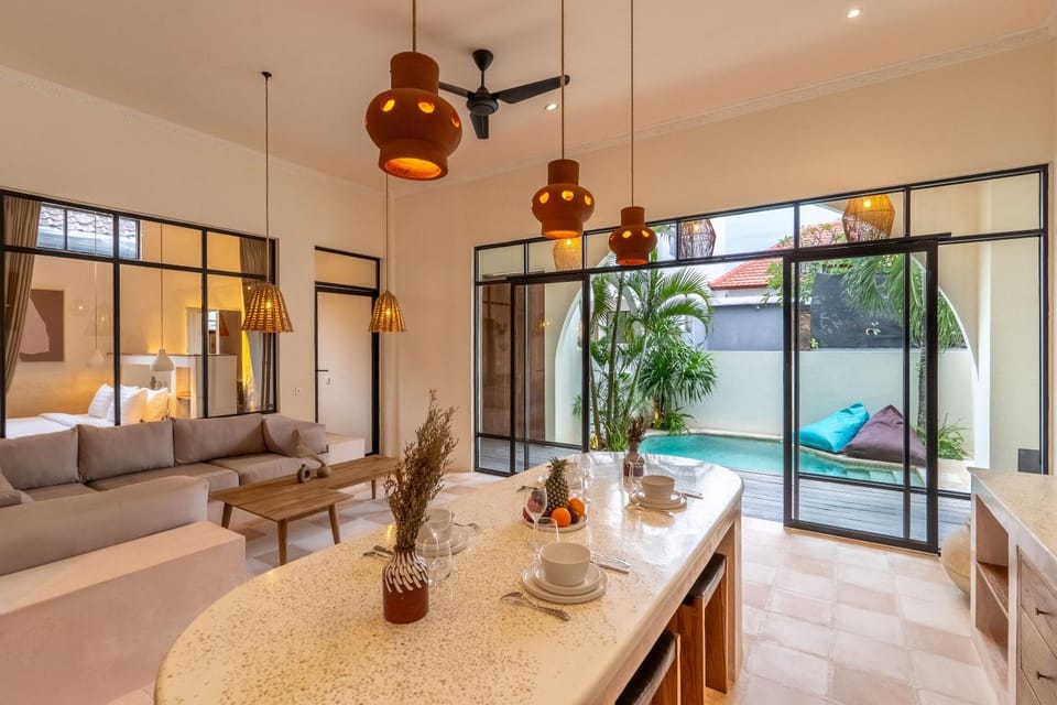 Seating area, Dining area, Pool view
