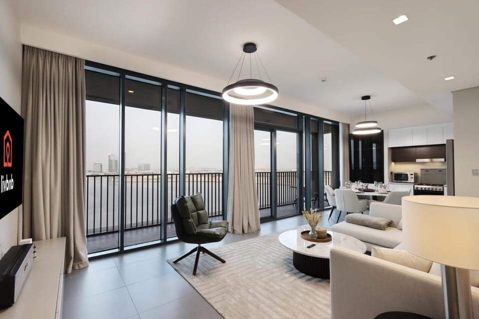 TV and multimedia, Kitchen or kitchenette, Living room, Photo of the whole room, Seating area