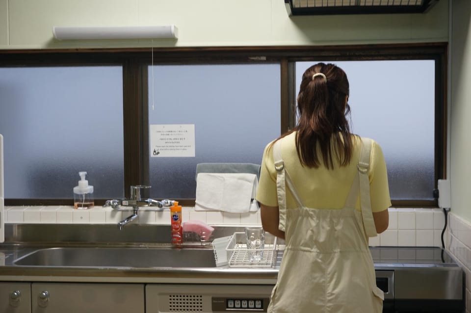 People, kitchen