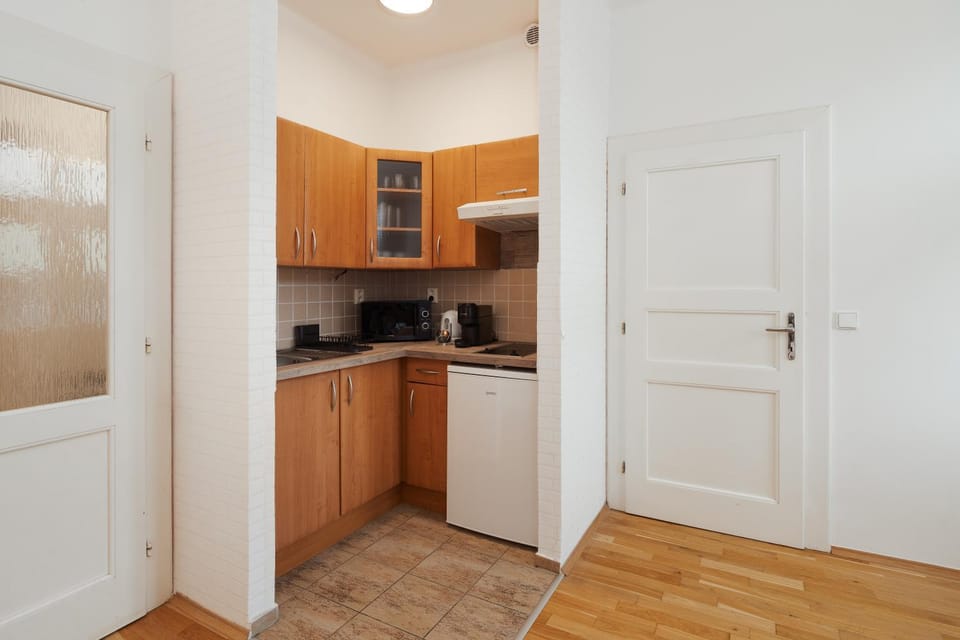 Kitchen or kitchenette, stove