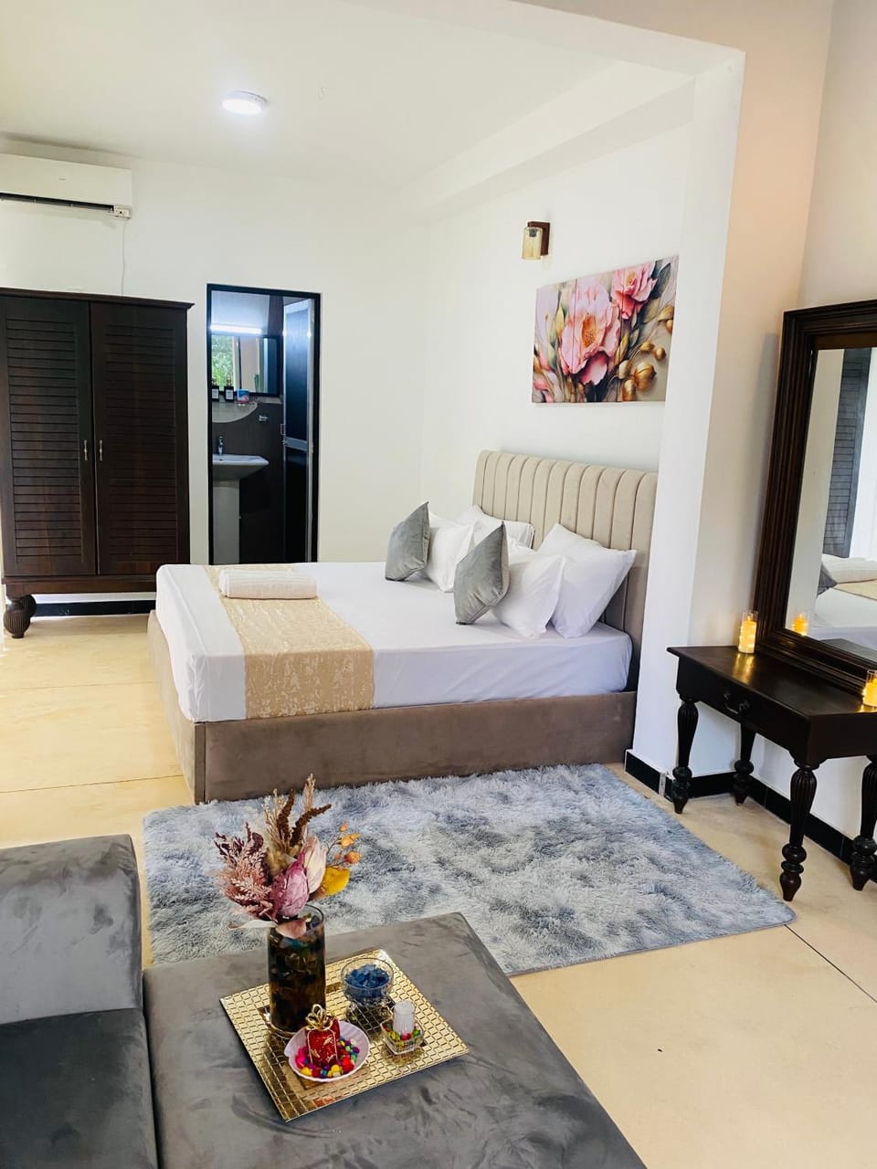 SKY Land Villa Vacation rental in Western Province