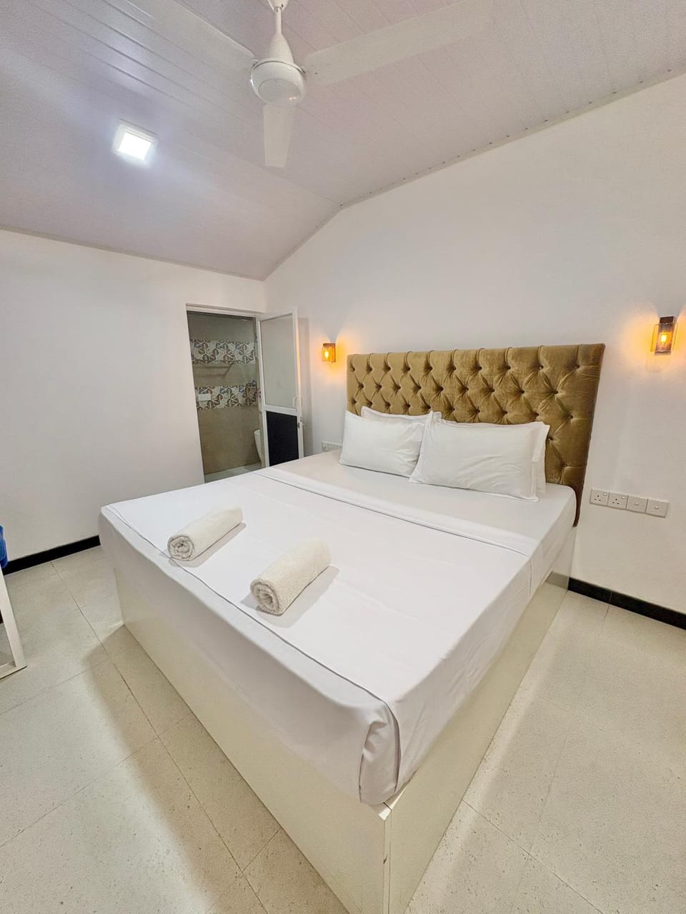 SKY Land Villa Vacation rental in Western Province