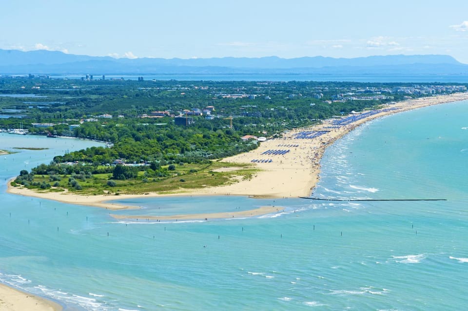 Nearby landmark, Day, Natural landscape, Summer, Beach