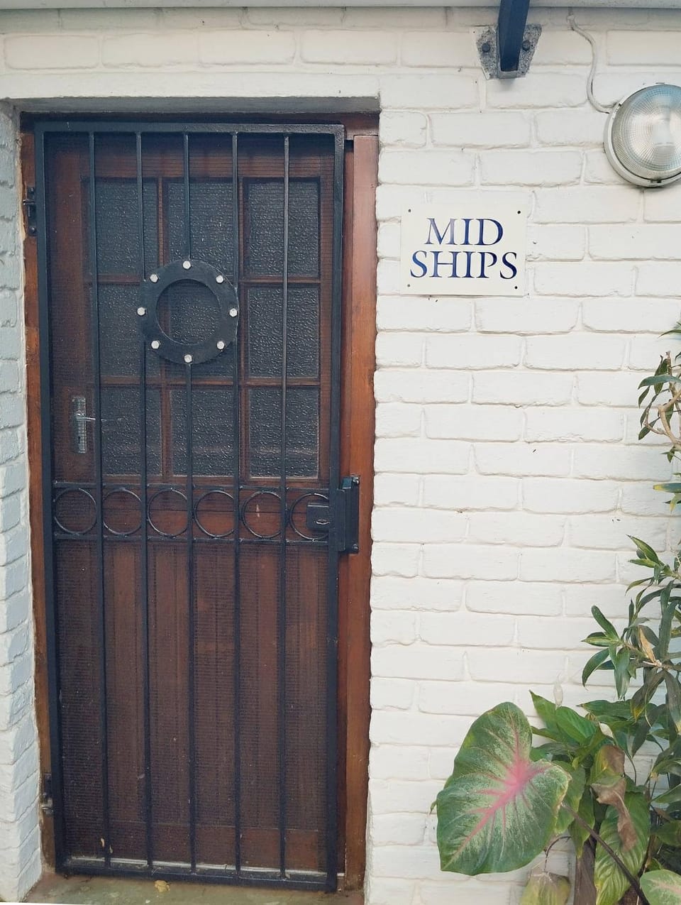 Facade/entrance
