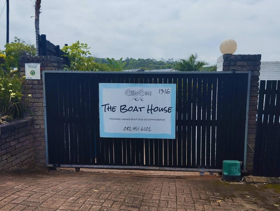 Property logo or sign, Street view