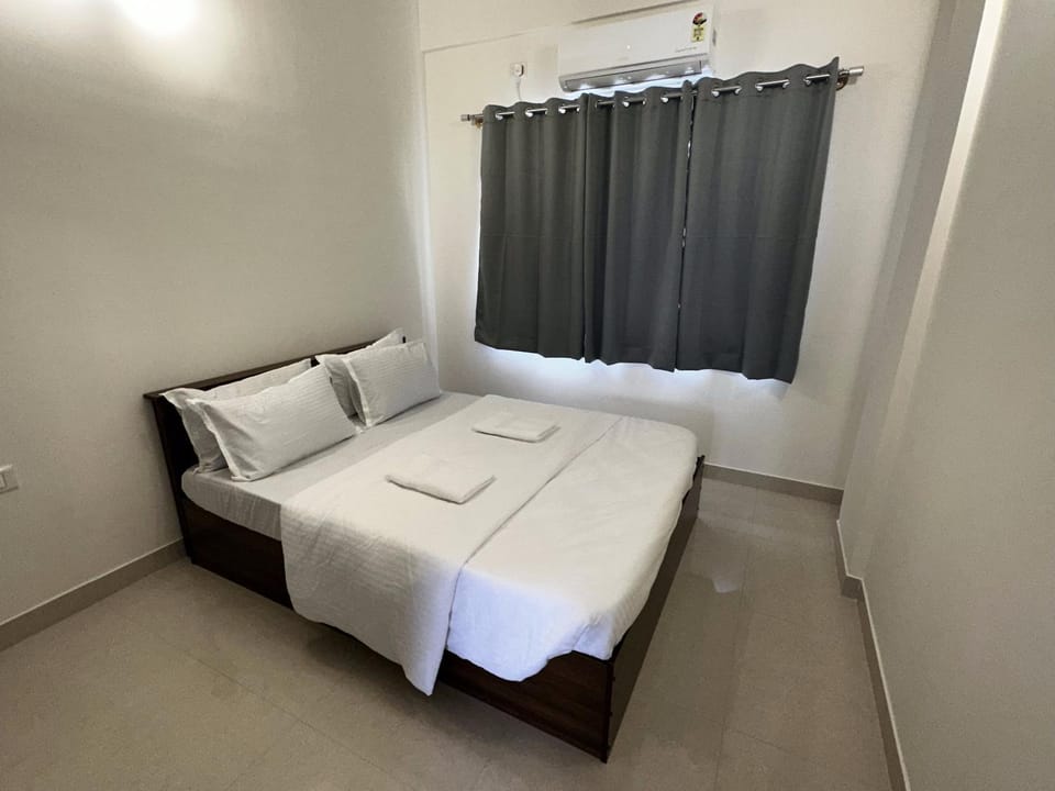 Trinetra Homes 102 Hotel in Bengaluru
