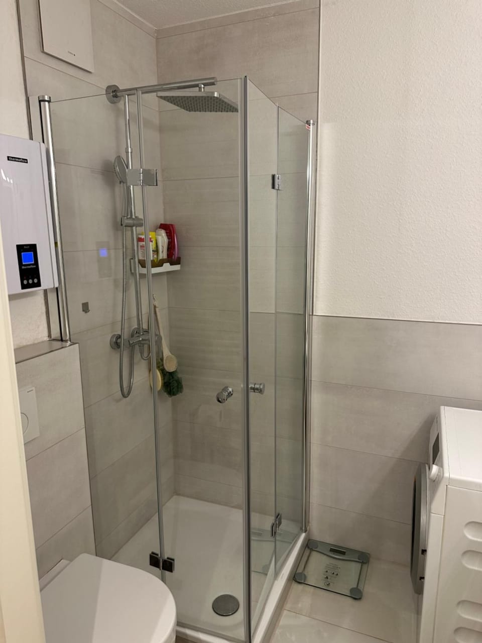 Shower, Toilet, Bathroom