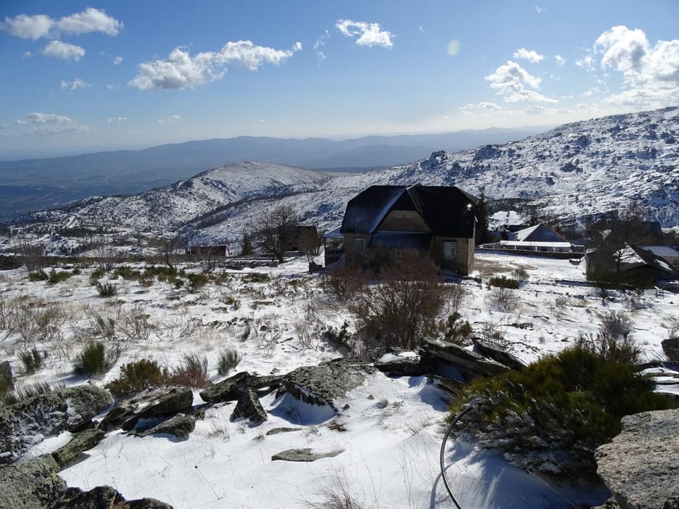 Penhas da Saúde House in Portugal