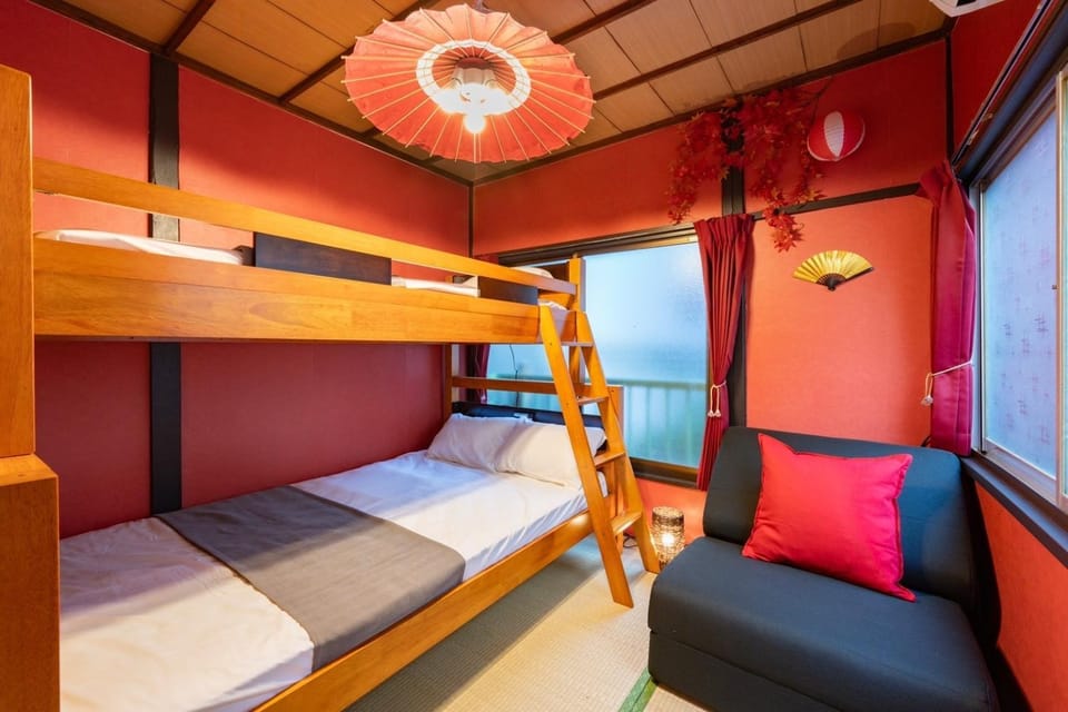 Bed, Photo of the whole room, Bedroom, bunk bed