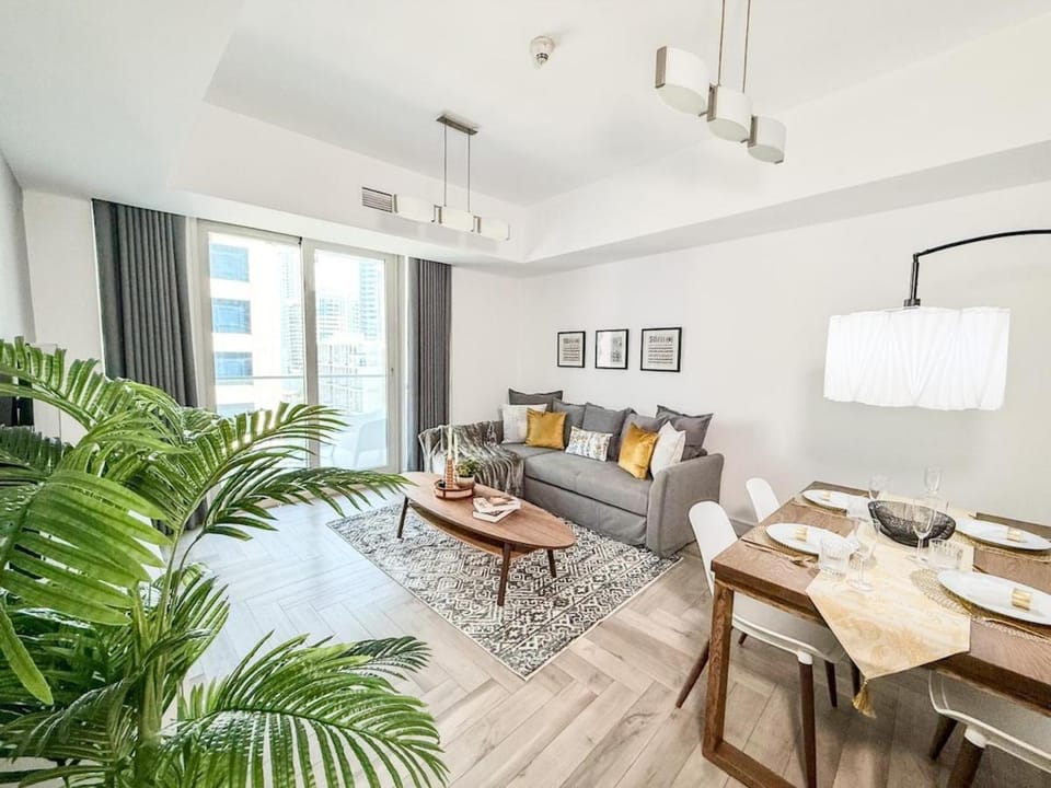 Damac Waves Tower Dubai Marina - By Home Of Choice Apartment in Dubai