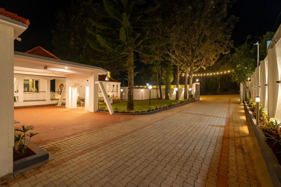 Property building, Night