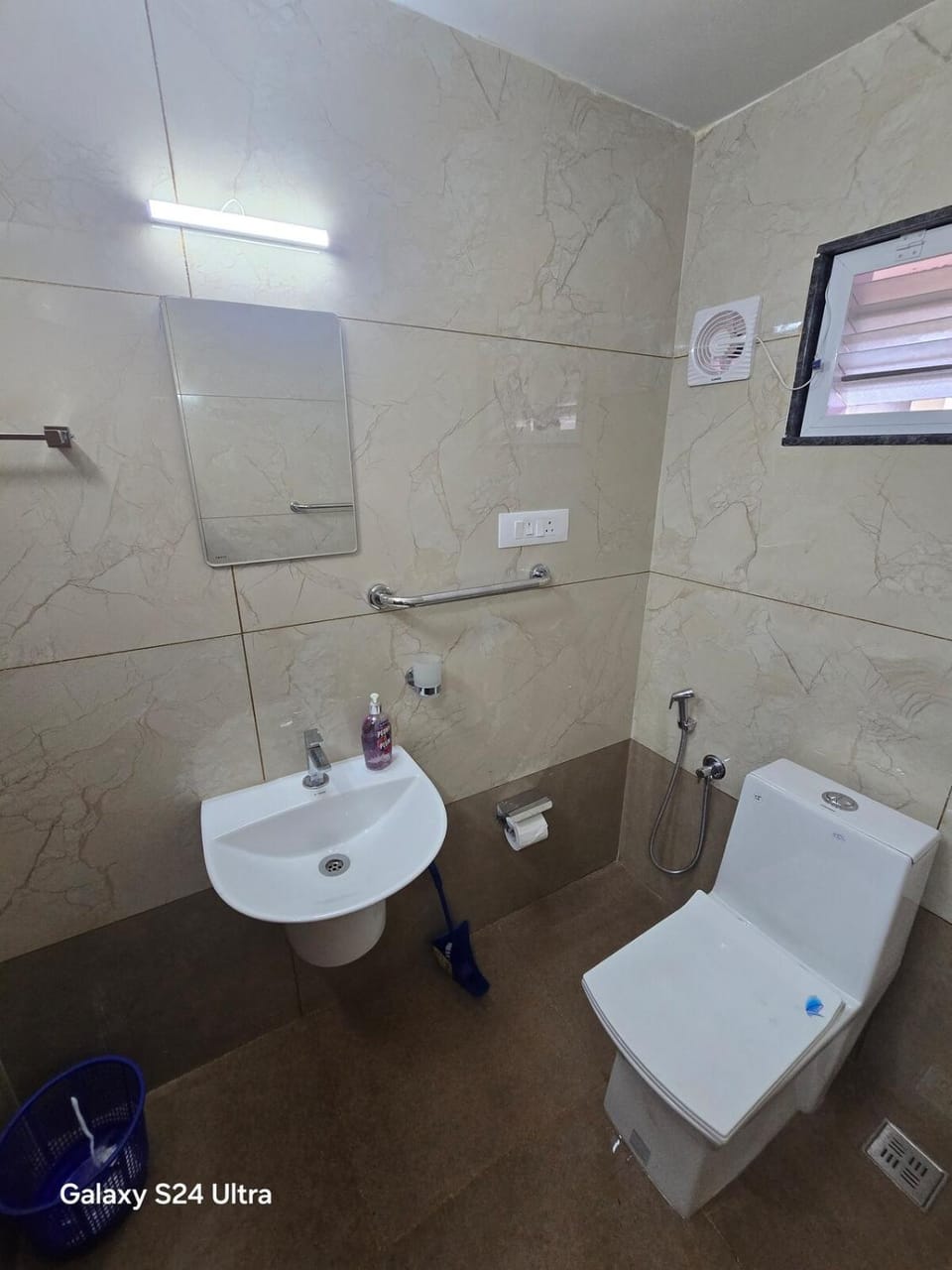 Toilet