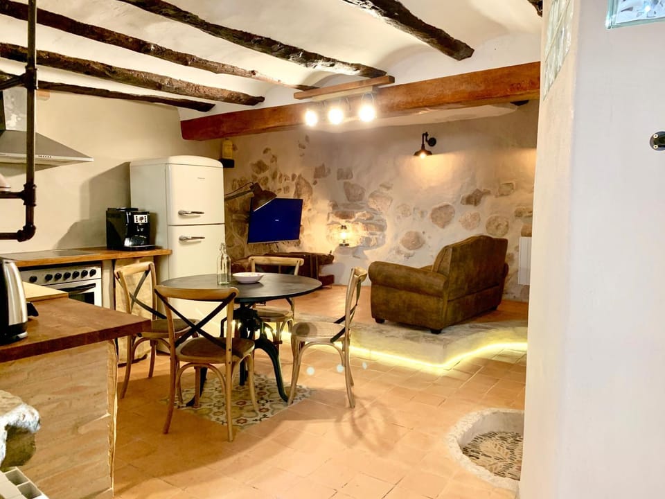 Property building, Living room
