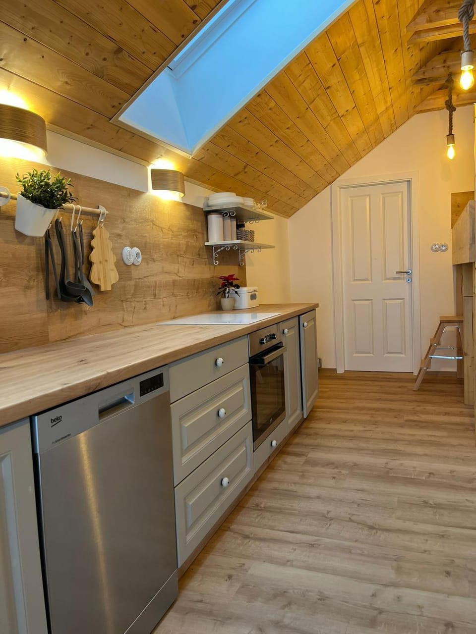 Kitchen or kitchenette, stove