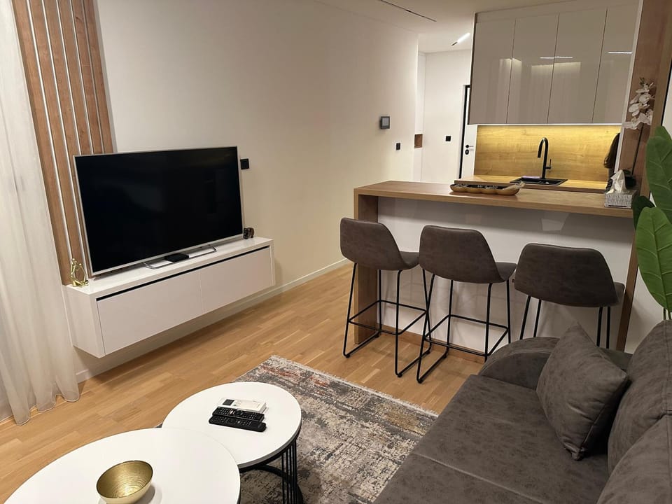 TV and multimedia, Seating area