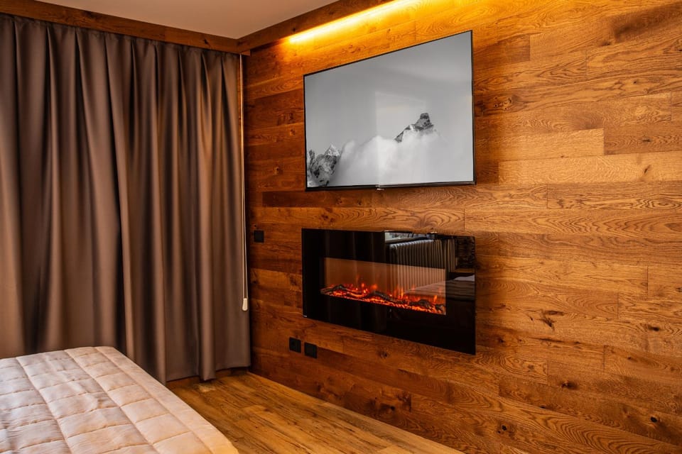 TV and multimedia, fireplace