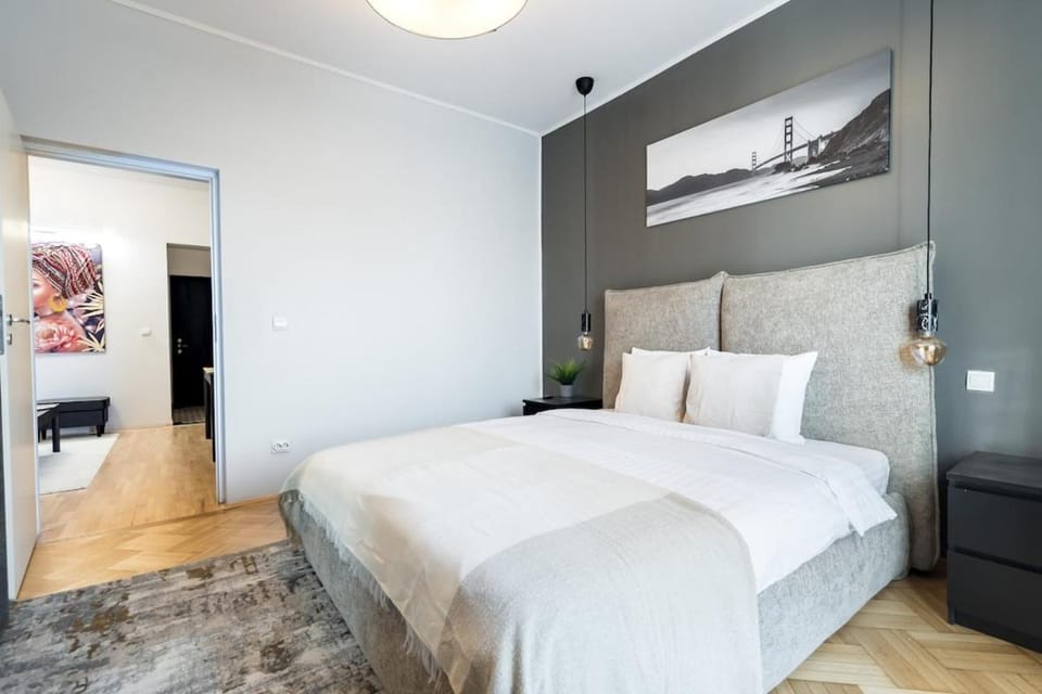 Sunny 2BR Roof Top Flat - Amazing Terrace Apartment in Bucharest