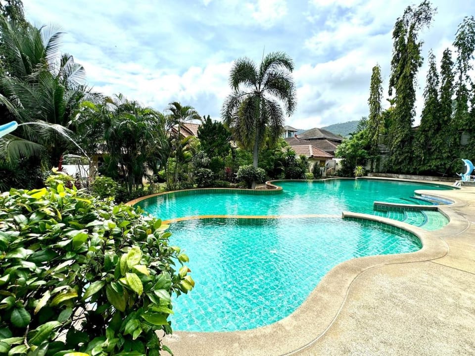 Pool view, Swimming pool