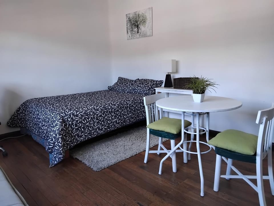 Living room, Bedroom