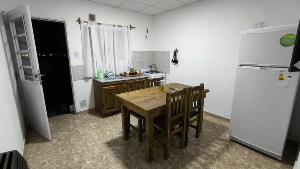 A 5 cuadras de la ruta, muy comodo para viajeros y gente de paso, Ruka del Rio Apartment in La Pampa Province, Argentina