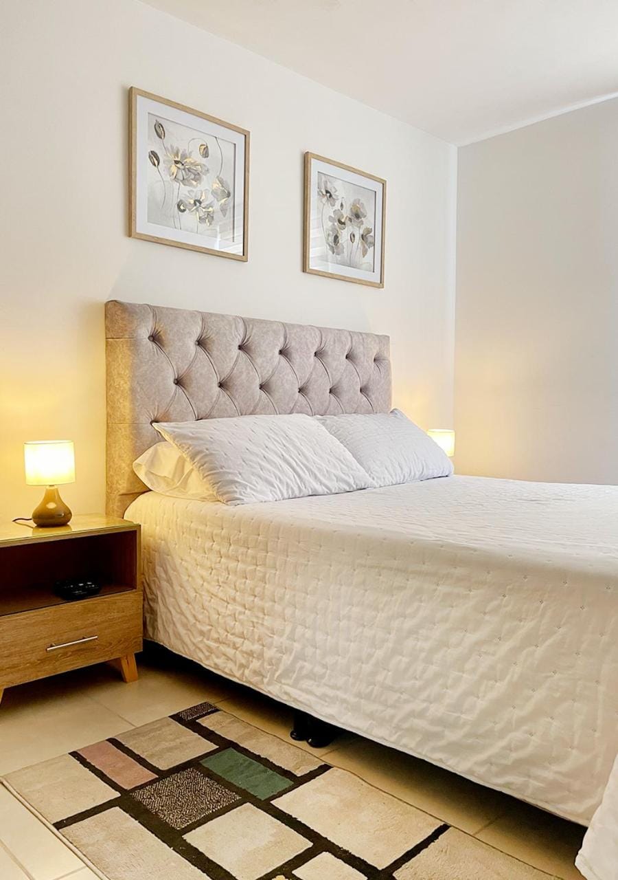 Bed, Photo of the whole room, Decorative detail