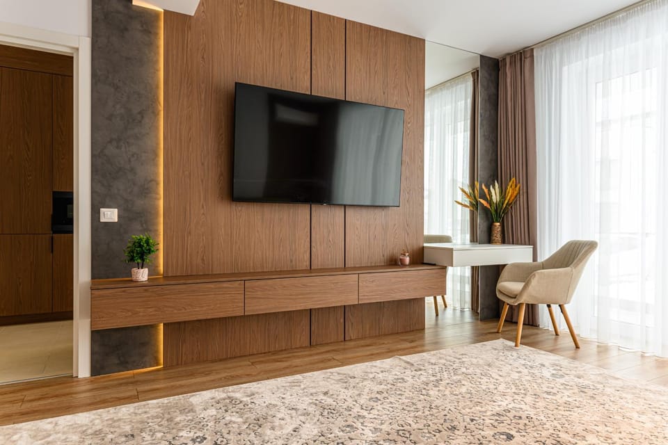 Communal lounge/ TV room, TV and multimedia, Living room, Evening entertainment, wardrobe