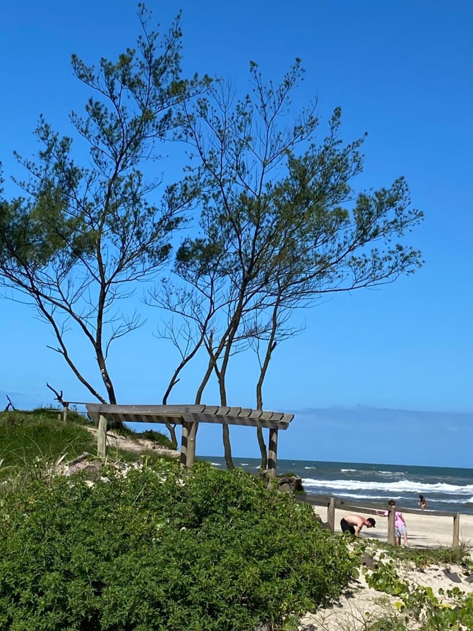 Sobrado Charmoso Beach House com piscina House in State of Rio Grande do Sul