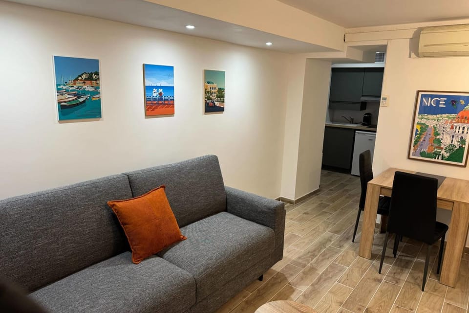Cosy studio near beach and Museum of Fine Arts Apartment in Nice