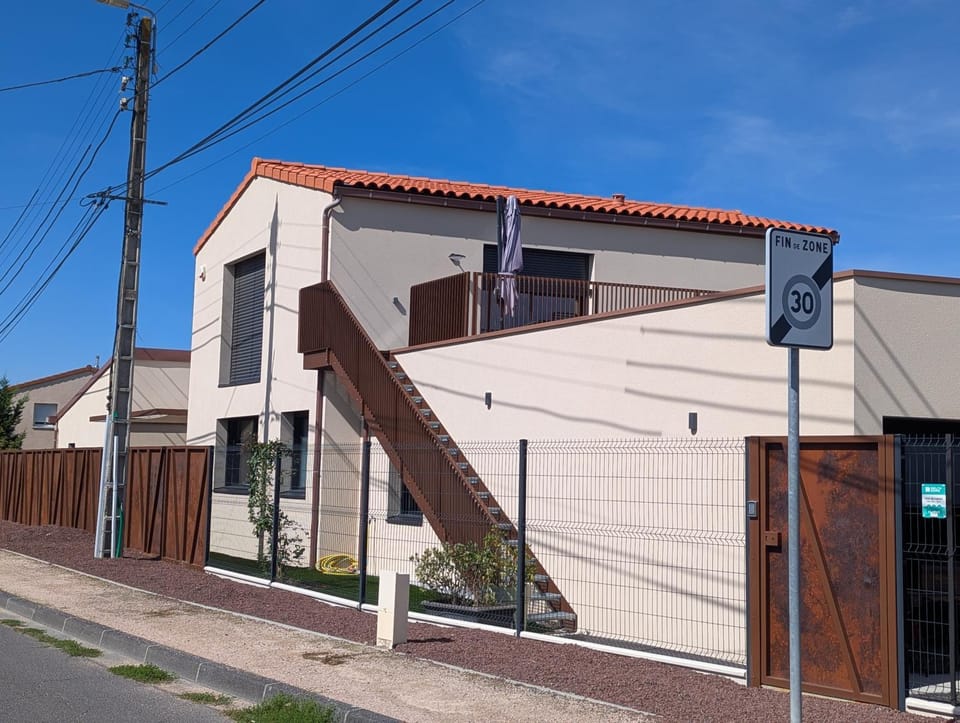 Property building, acessibility