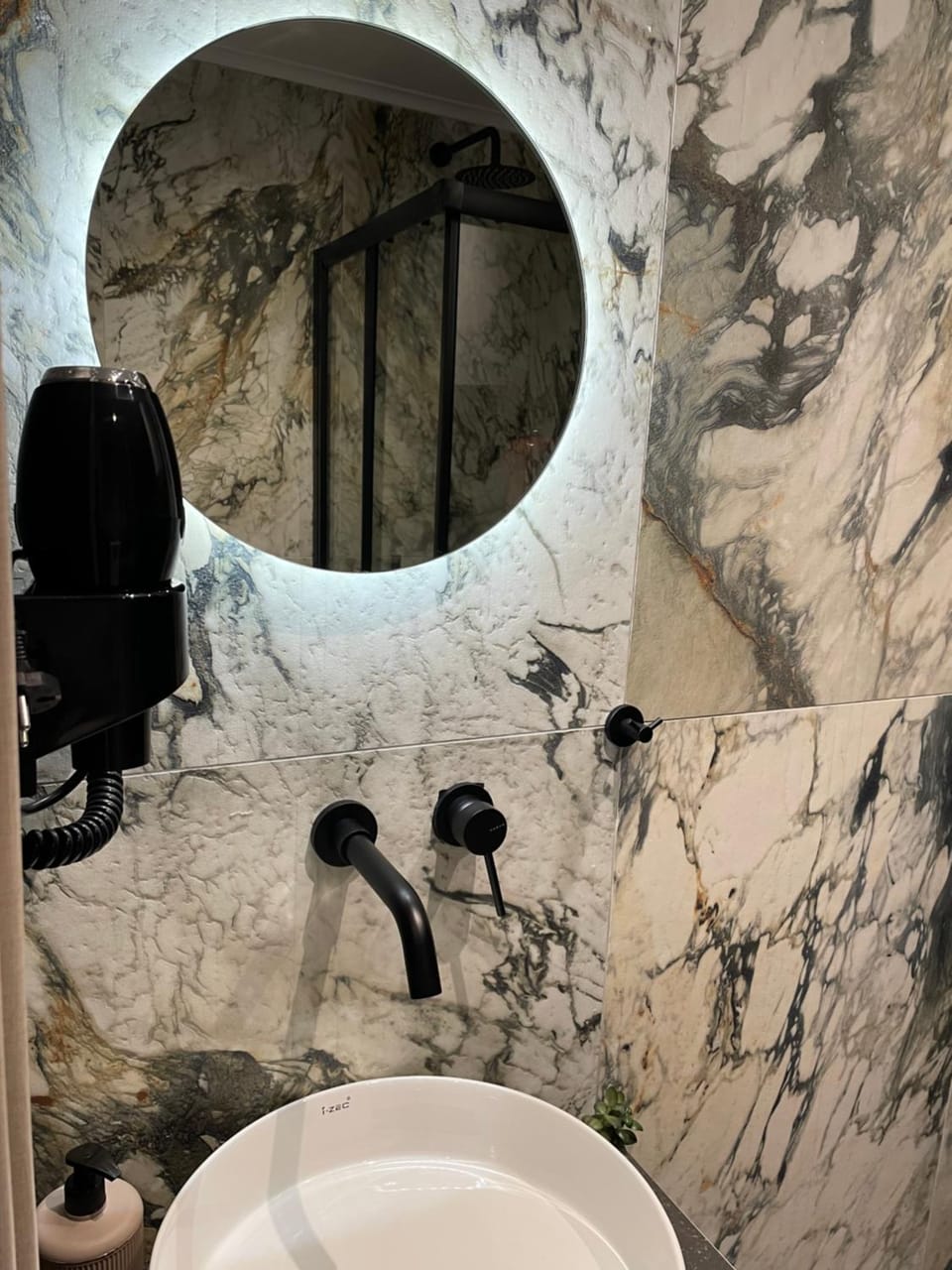 Ladadika X-Retrite Suites Apartment in Thessaloniki