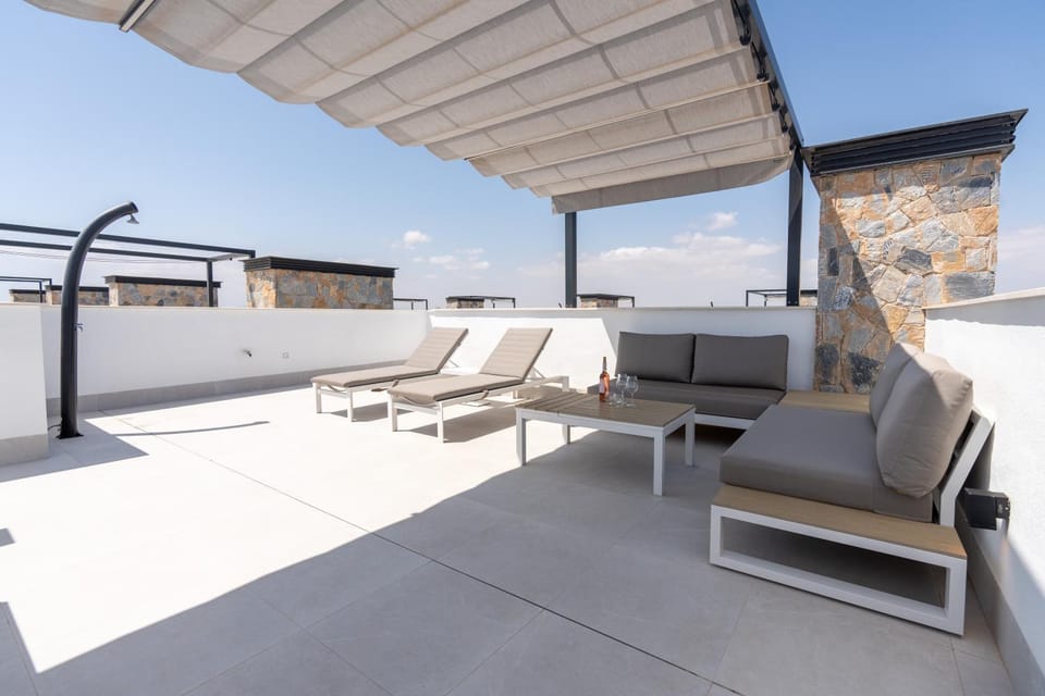 Balcony/Terrace, Balcony/Terrace