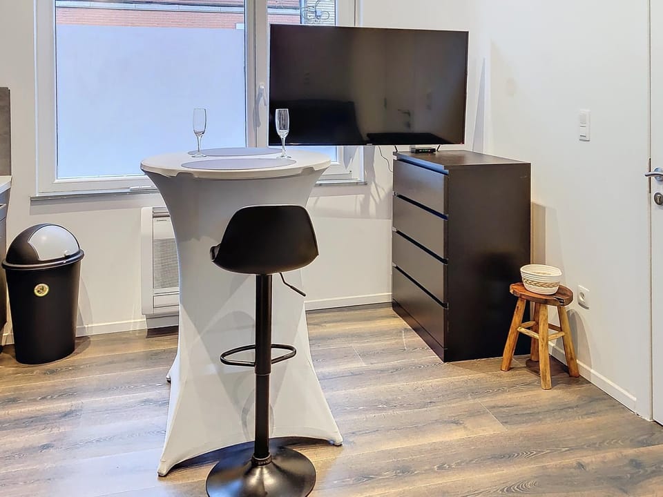 Appartement 002 au rez-de-chaussée avant Apartment in Liège