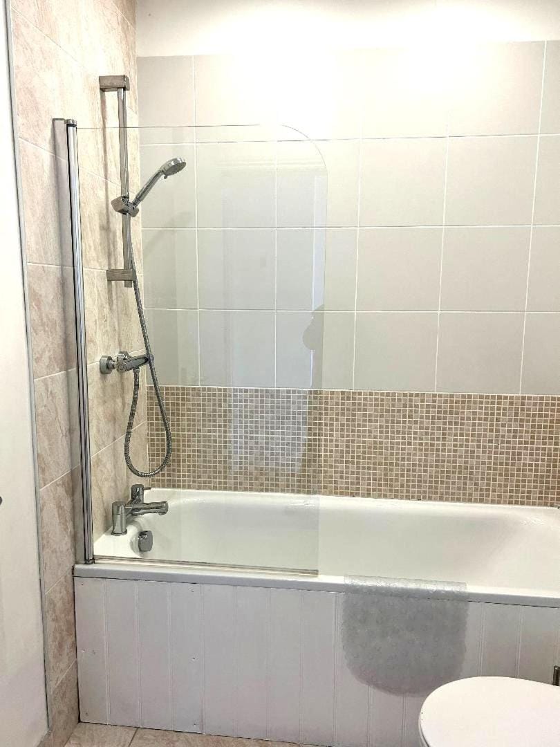 Shower, Bathroom, Bath