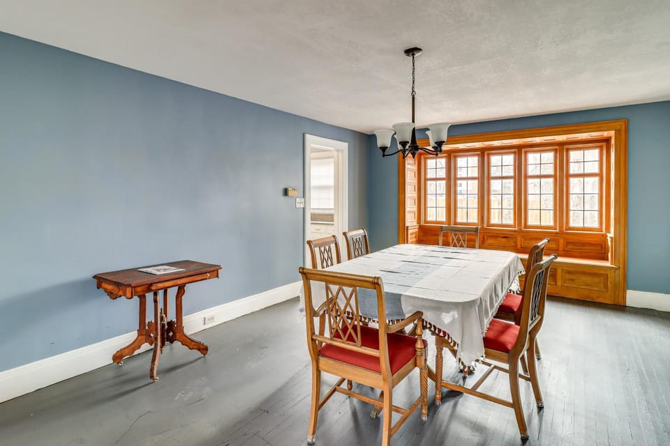 1 Block to Downtown Adrian Spacious Home! House in Ohio