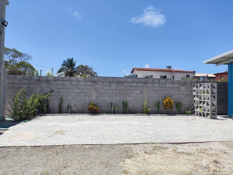 Pousada Dona Chica suite em container Apartment in State of Bahia