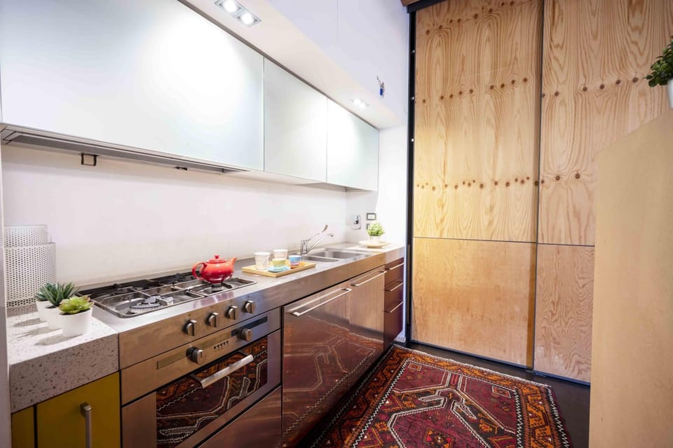 Kitchen or kitchenette, oven, stove