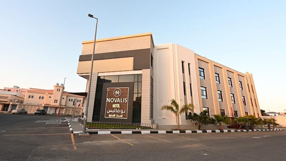 Property building, Location