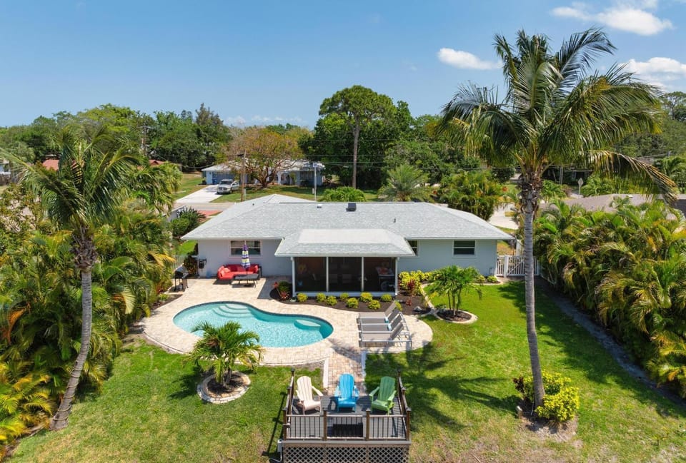 Lakeside Retreat House in Bradenton