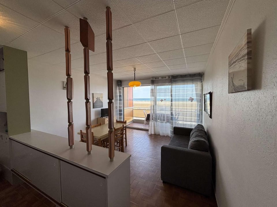 Appartement 2 pièces PORT LA NOUVELLE PN210-036 Apartment in Port-la-Nouvelle