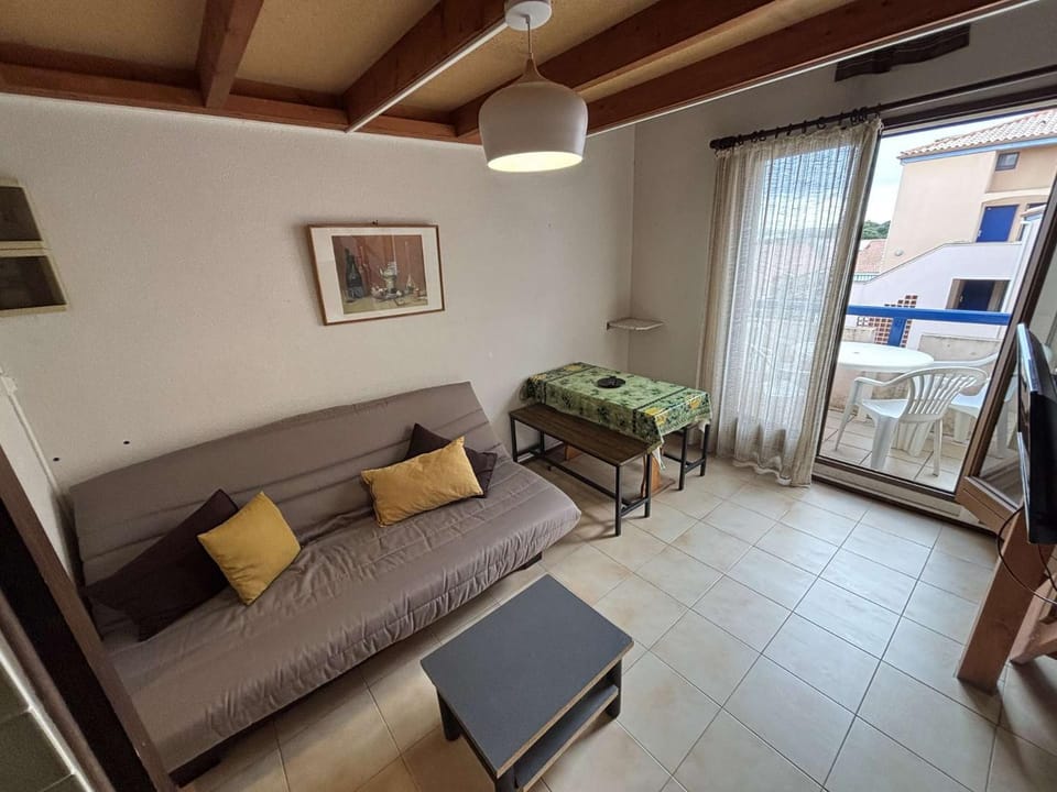 Appartement Studio mezzanine PORT LA NOUVELLE PN290-103 Apartment in Port-la-Nouvelle