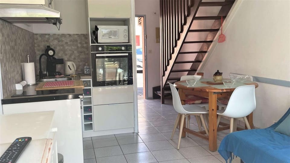 APPARTEMENT 3 pieces PORT LA NOUVELLE PN340-126 Apartment in Port-la-Nouvelle