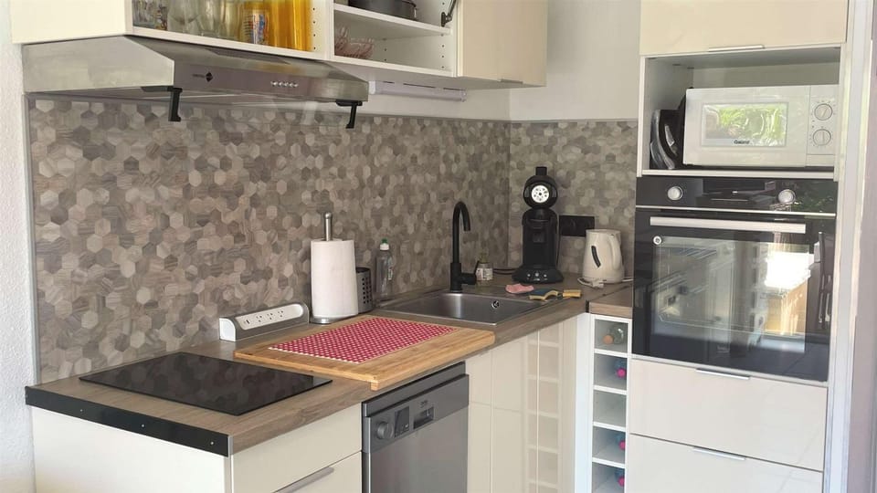 APPARTEMENT 3 pieces PORT LA NOUVELLE PN340-126 Apartment in Port-la-Nouvelle