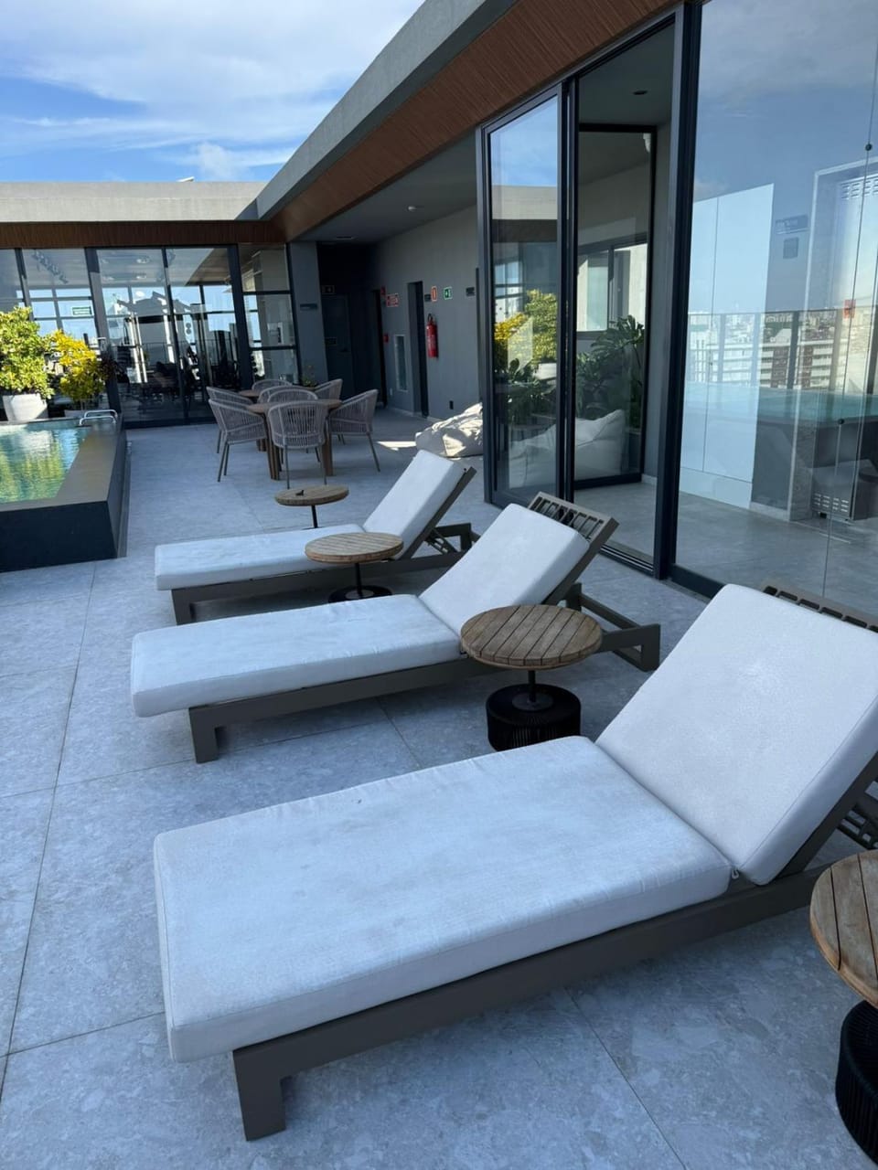 Balcony/Terrace, sunbed