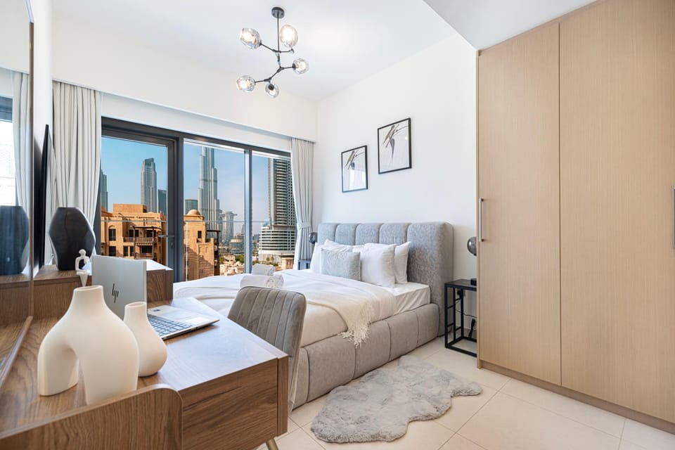 Bed, Living room, Bedroom