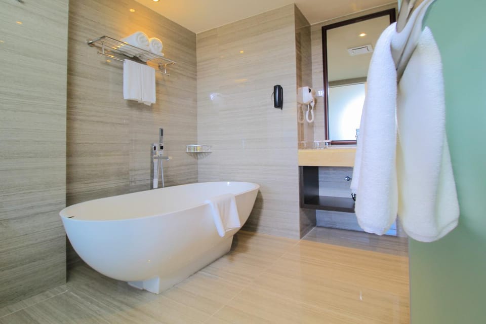 Bathroom, Bath