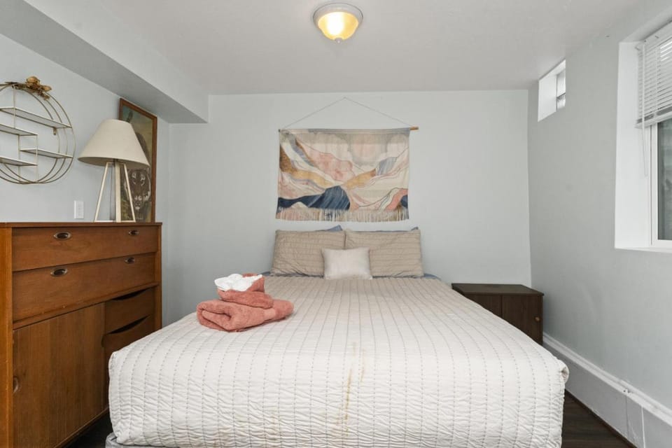 Charming 2-Bedroom Apartment Apartment in Great Falls